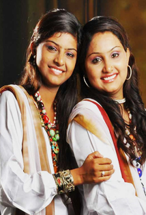 Nooran Sisters