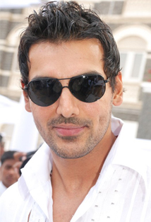 john abraham back hairstyle in dostana